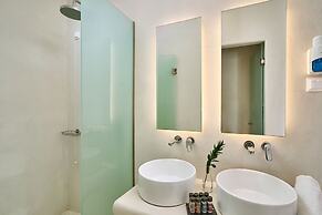 Paola's Town Boutique Hotel