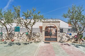 Villa Antea Apartments