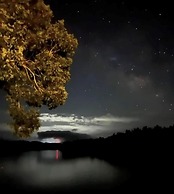 Bear's Mountaintop Views 3 Bedroom Chalet by RedAwning