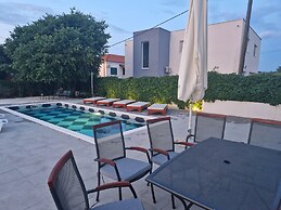 Holiday Home Nino With Amazing Swimming Pool