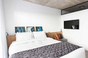 Charlie Porto Alegre Praça 4