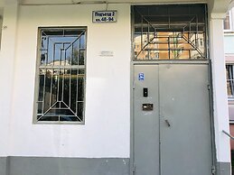 Inndays Apartment on Izumskaya