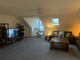 Ayr Loft Apartment With Fabulous Views