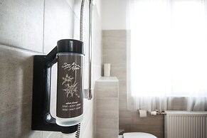 Tevini Boutique Suites by we rent