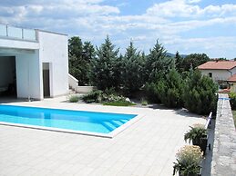 Villa Lavanda in Križ Sežana With Private Swimpool