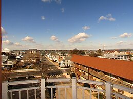 Americana Princess Suites and Condos