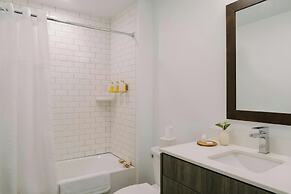 Sonder by Marriott Bonvoy The Witherspoon Apartments Center City