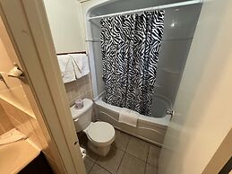 Choice Inn by the Falls