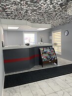 Choice Inn by the Falls