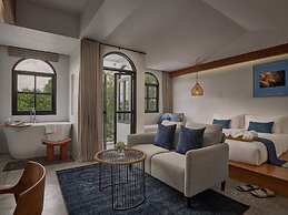 The Motifs Eco Hotel