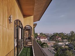 The Motifs Eco Hotel