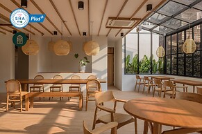 The Motifs Eco Hotel