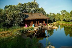 Villa With Sauna and hot tub on the Lakeshore