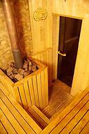 Villa With Sauna and hot tub on the Lakeshore