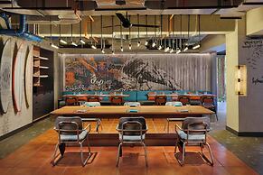 Aloft Bali Kuta at Beachwalk