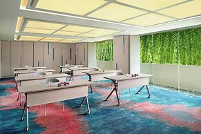 Aloft Bali Kuta at Beachwalk