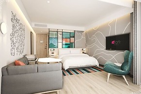 Aloft Bali Kuta at Beachwalk