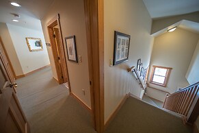 Red Hawk Townhomes 2342