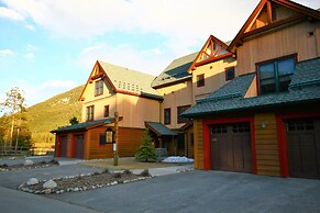 Red Hawk Townhomes 2342