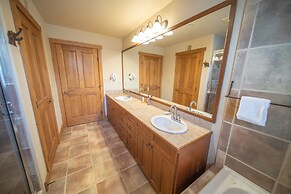 Red Hawk Townhomes 2342