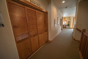 Red Hawk Townhomes 2342