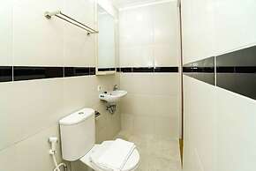 Front One Budget Bekasi