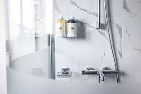 Royal Jade Boutique Hotel