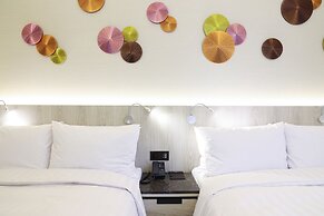 Royal Jade Boutique Hotel