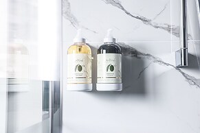 Royal Jade Boutique Hotel