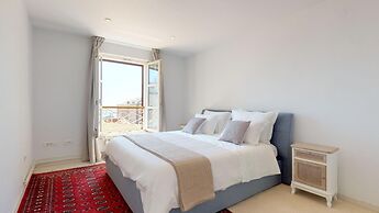 Bajamonti Penthouse in Desković Palace