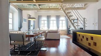 Bajamonti Penthouse in Desković Palace