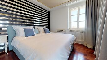 Bajamonti Penthouse in Desković Palace