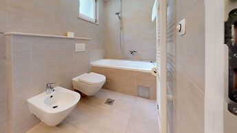 Bajamonti Penthouse in Desković Palace