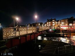 Whitby Bridge Luxury Apartments