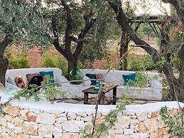 Private Boho Trullo Near Alberobello /locortotondo