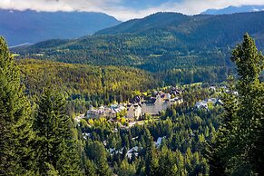 Fairmont Chateau Whistler Gold Experience