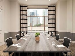 Fairmont Chicago at Millennium Park Gold Experience