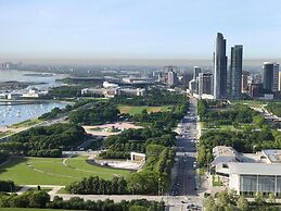 Fairmont Chicago at Millennium Park Gold Experience