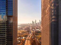 Fairmont Chicago at Millennium Park Gold Experience