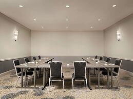 Fairmont Chicago at Millennium Park Gold Experience