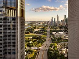 Fairmont Chicago at Millennium Park Gold Experience