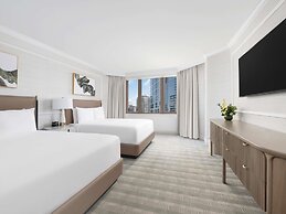 Fairmont Chicago at Millennium Park Gold Experience