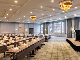 Fairmont Chicago at Millennium Park Gold Experience