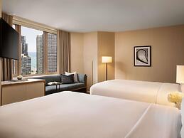 Fairmont Chicago at Millennium Park Gold Experience