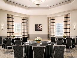 Fairmont Chicago at Millennium Park Gold Experience