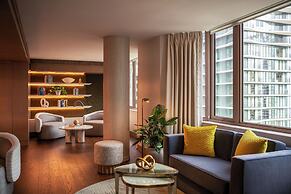 Fairmont Chicago at Millennium Park Gold Experience