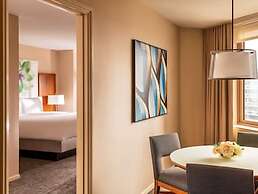 Fairmont Chicago at Millennium Park Gold Experience