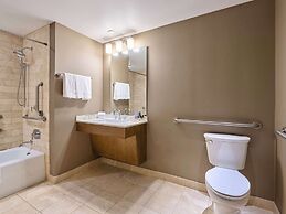 Fairmont Chicago at Millennium Park Gold Experience