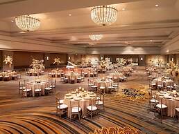 Fairmont Chicago at Millennium Park Gold Experience