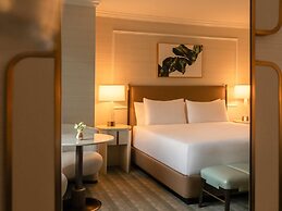 Fairmont Chicago at Millennium Park Gold Experience